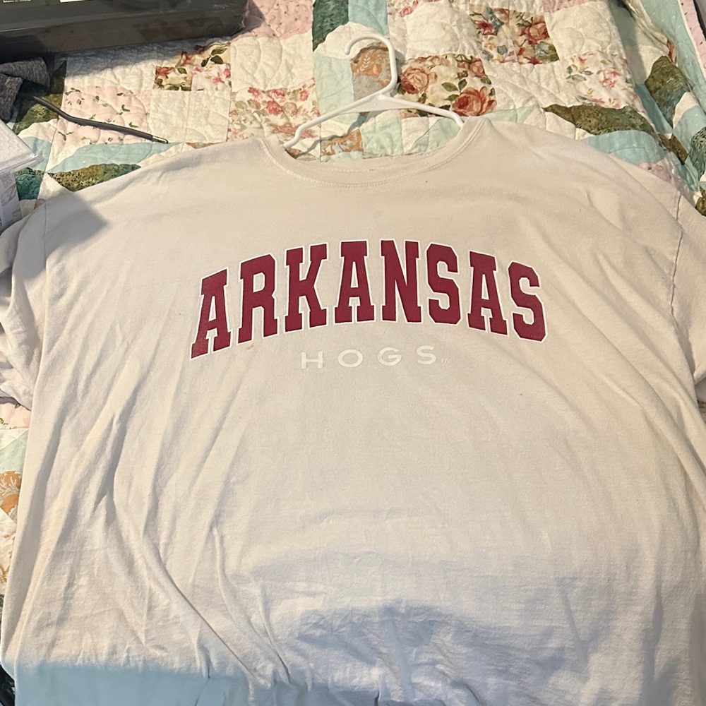 Arkansas Hogs Women's Short Sleeve Tee - White